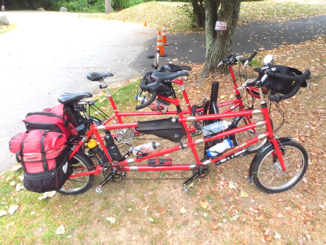 Rodriguez Model 20/14 travel tandem next to a Bike Twosday tandem